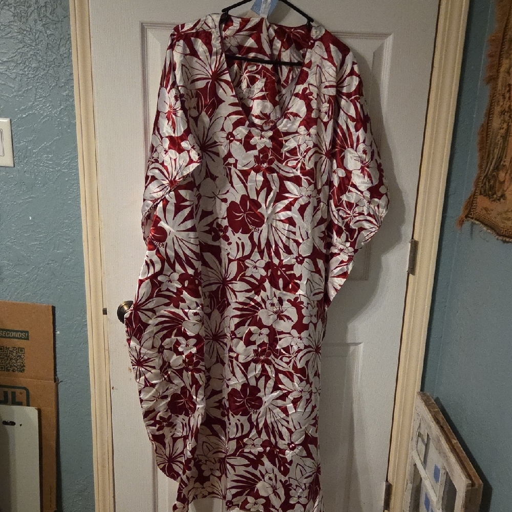 Tropical Floral Maxi Dress in Red and White